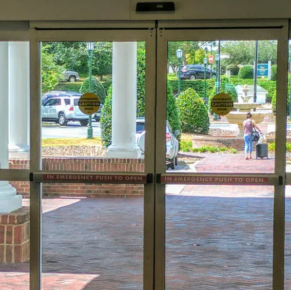 Enhancing Security and Efficiency: The Importance of Commercial Door Installation